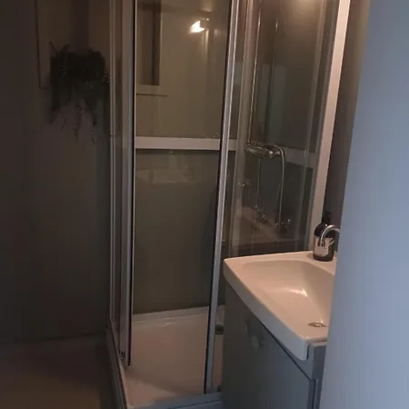 Дом отдыха Nesvika 5 Bedroom Home, Only 25 Min From *