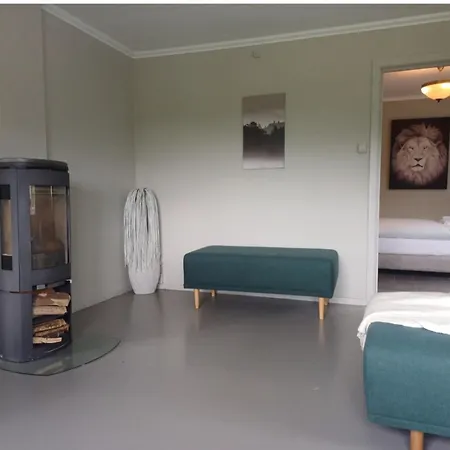 Nesvika Nature Reserve Home, Only 25 Min From